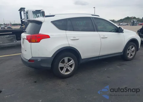 2014 Toyota Rav4 Xle z USA, uszkodzony, nr VIN JTMWFREV3EJ012968